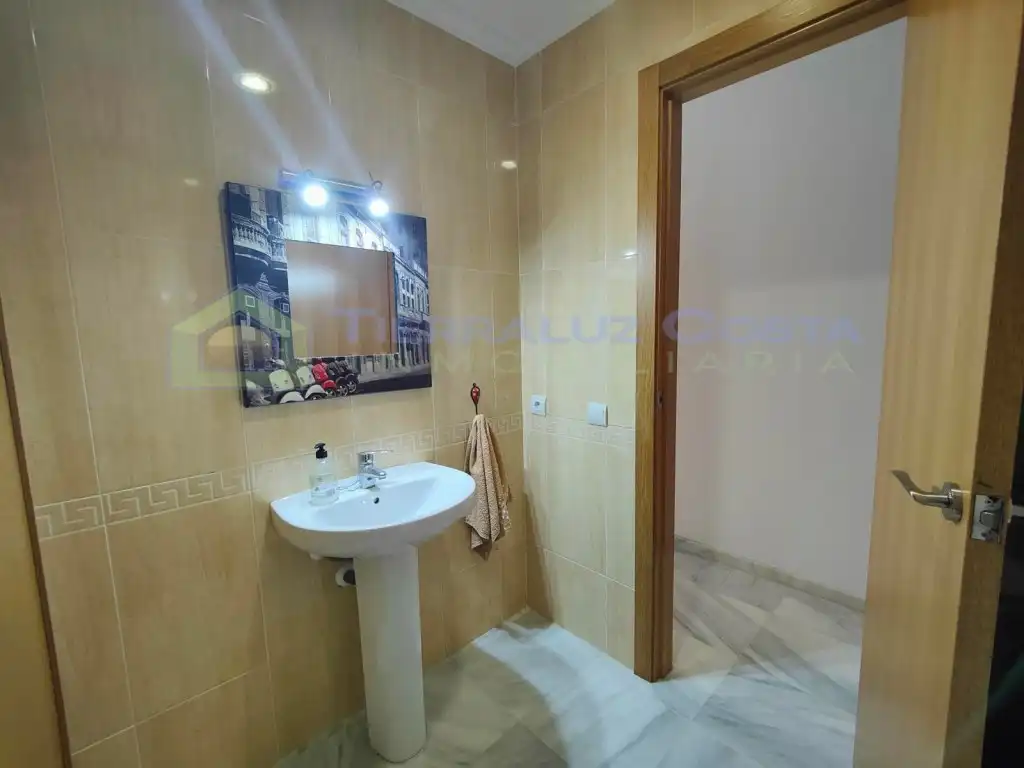 Baño de Planta baja en venta en Lepe con Aire acondicionado y Amueblado