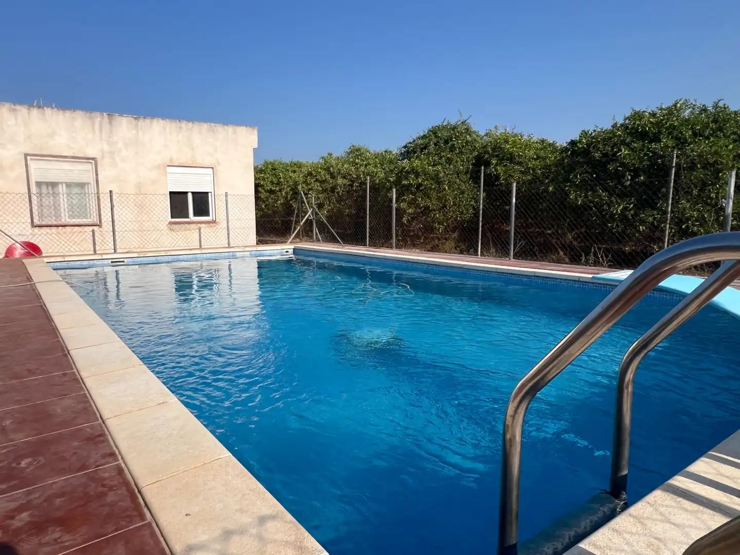 Schwimmbecken von Country house zum Verkauf in Alcanar