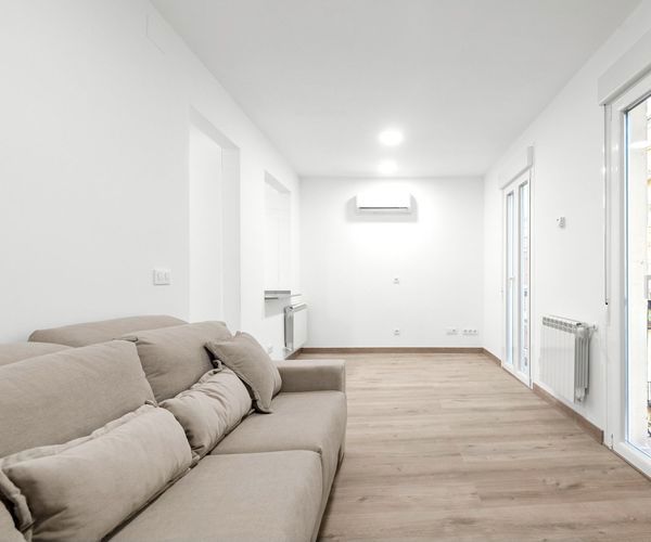 Sala d'estar de Pis en venda en  Madrid Capital amb Aire condicionat i Calefacció
