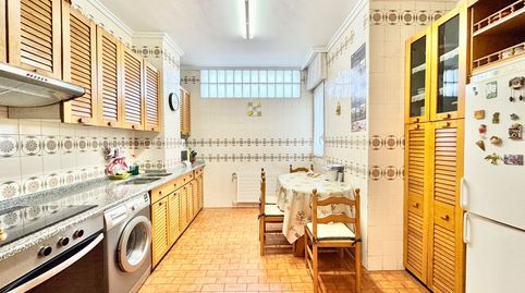 Foto 3 de Piso en venta en Argentina Kalea, Txagorritxu, Vitoria - Gasteiz
