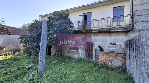 Foto 2 de Casa adosada en venta en Salceda de Caselas, Pontevedra