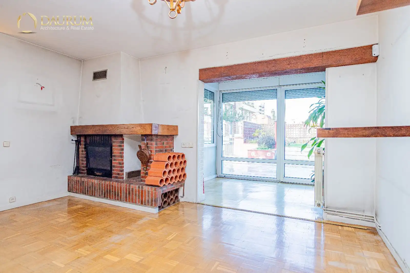 Sala d'estar de Àtic en venda en Madrid amb Calefacció, Terrassa i Traster