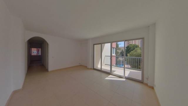 Piso en Venta en Av Paris en Rincón Alto