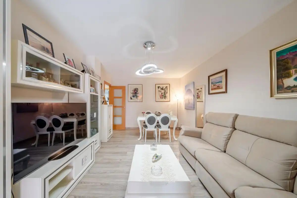 Sala de estar de Piso en venta en Benidorm con Aire acondicionado, Calefacción y Jardín privado