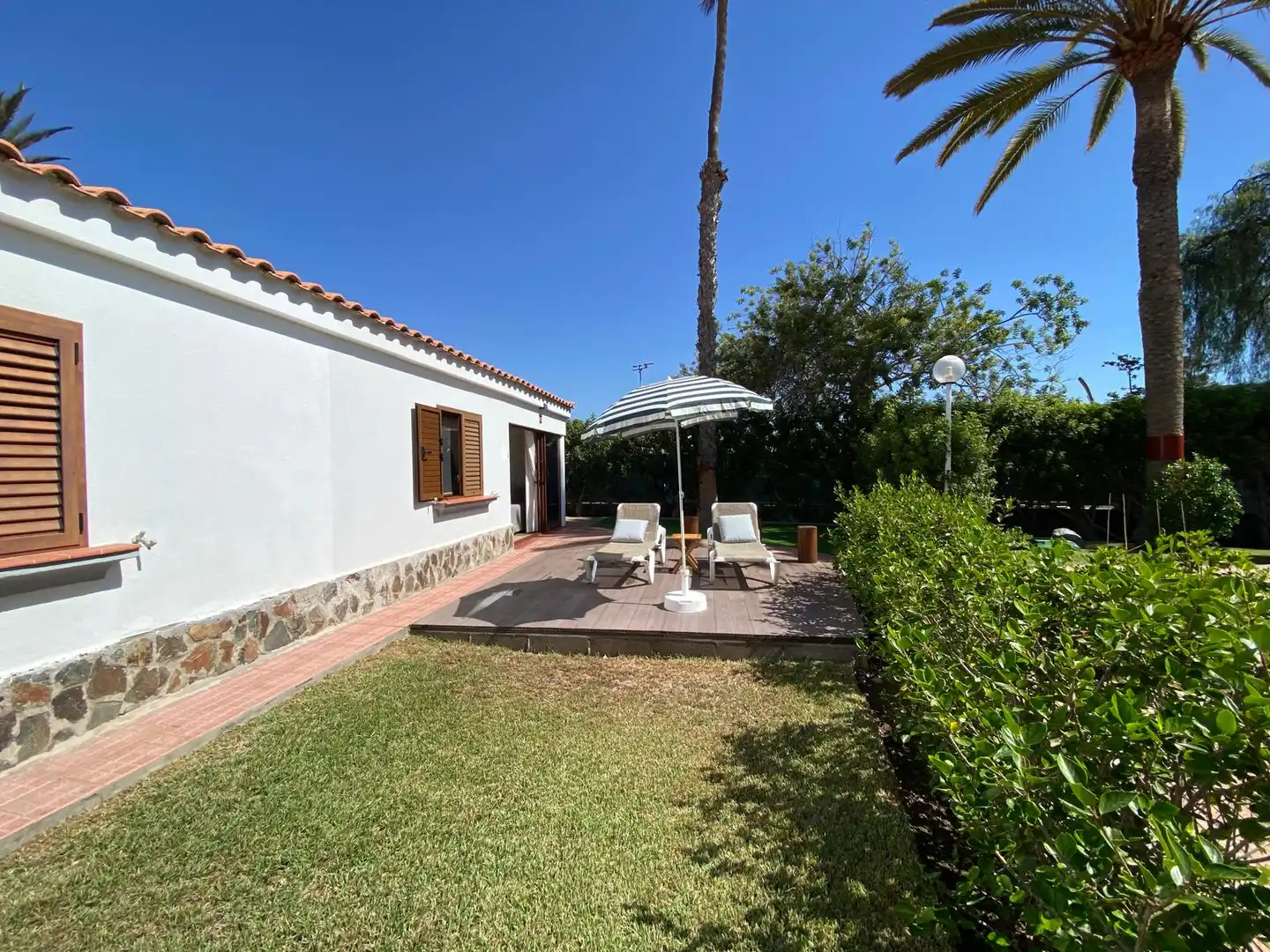 Jardí de Casa o xalet en venda en San Bartolomé de Tirajana amb Aire condicionat, Terrassa i Moblat