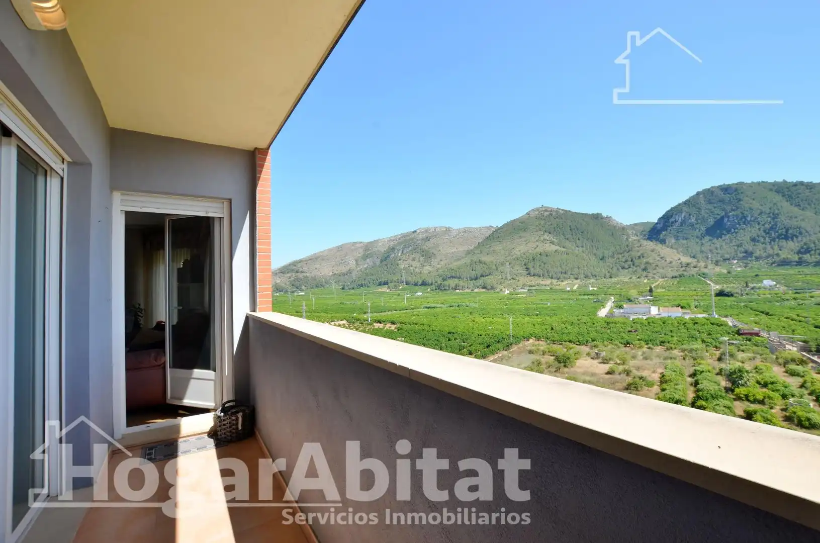 Vista exterior de Piso en venta en Tavernes de la Valldigna con Trastero