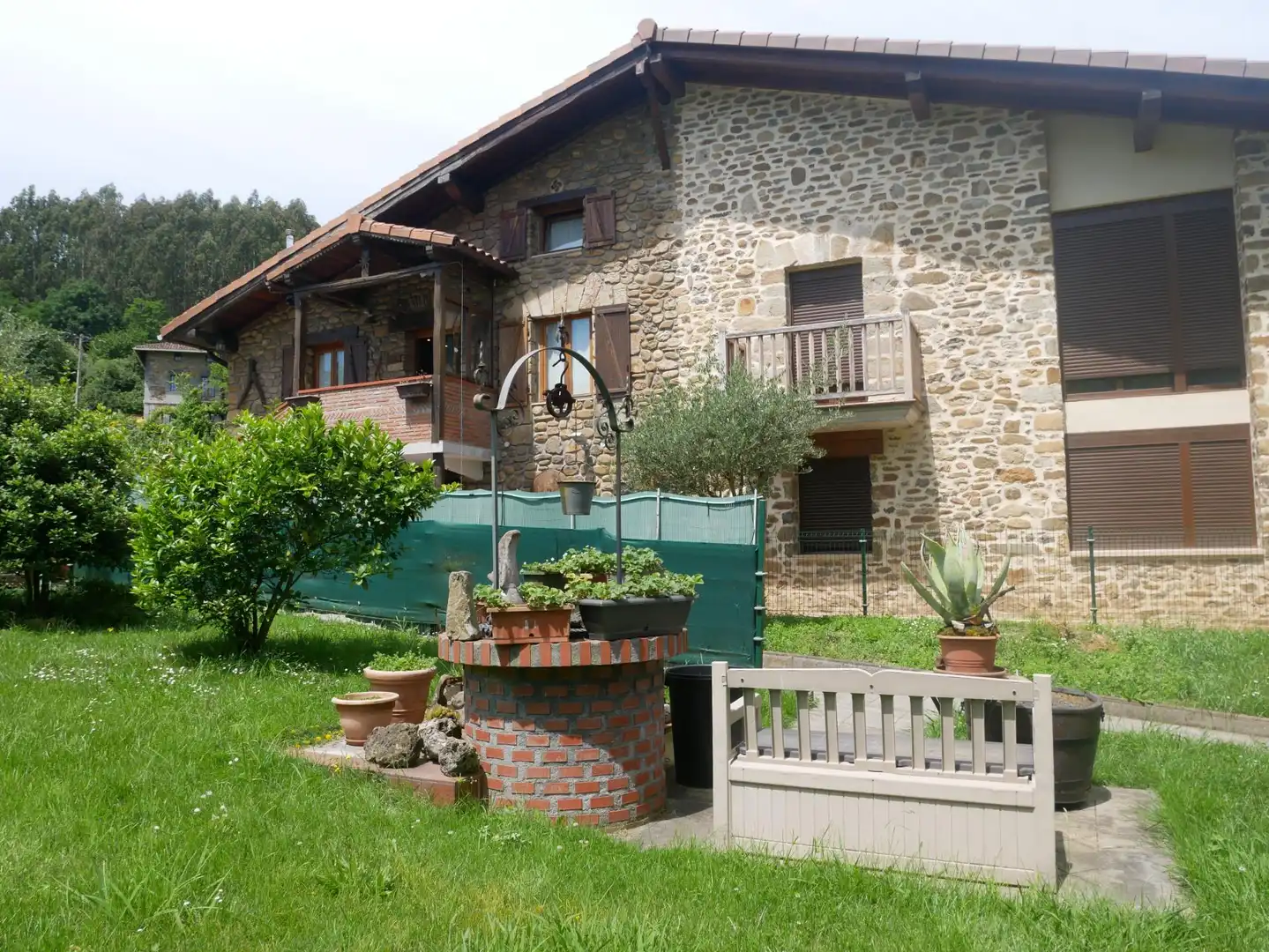 Vista exterior de Casa adosada en venda en Arrankudiaga / Zollo amb Calefacció i Jardí privat