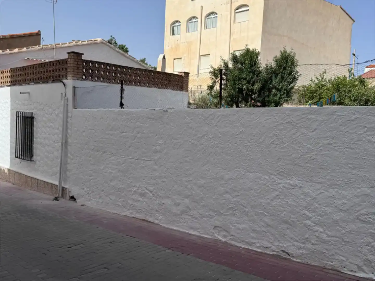 Vista exterior de Casa adosada en venda en Uleila del Campo amb Balcó