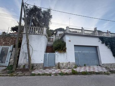 Haus mit Garten zum Verkauf in Calle Bedoll