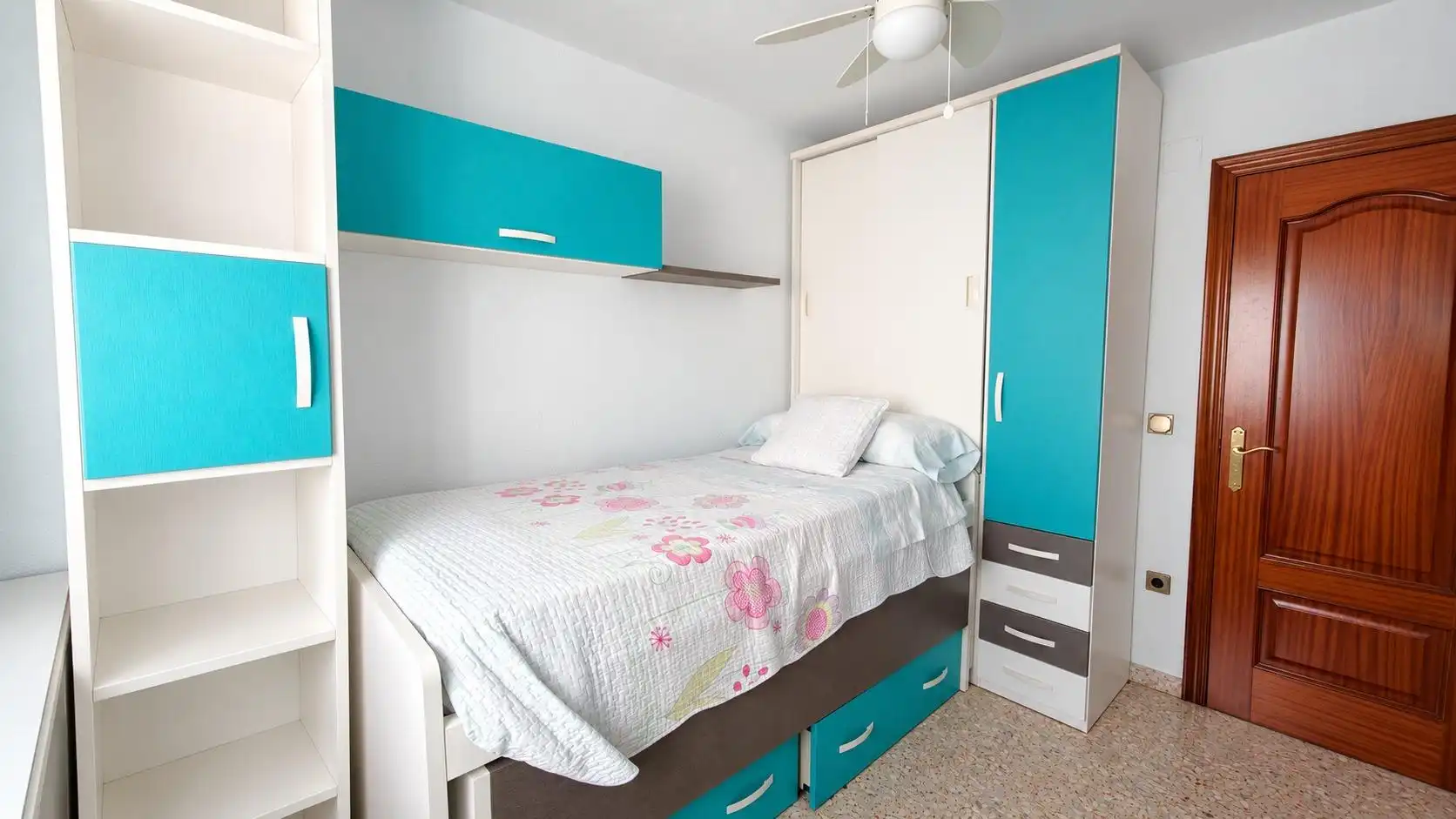 Habitación de Piso en venta en Córdoba con Aire acondicionado, Calefacción y Terraza