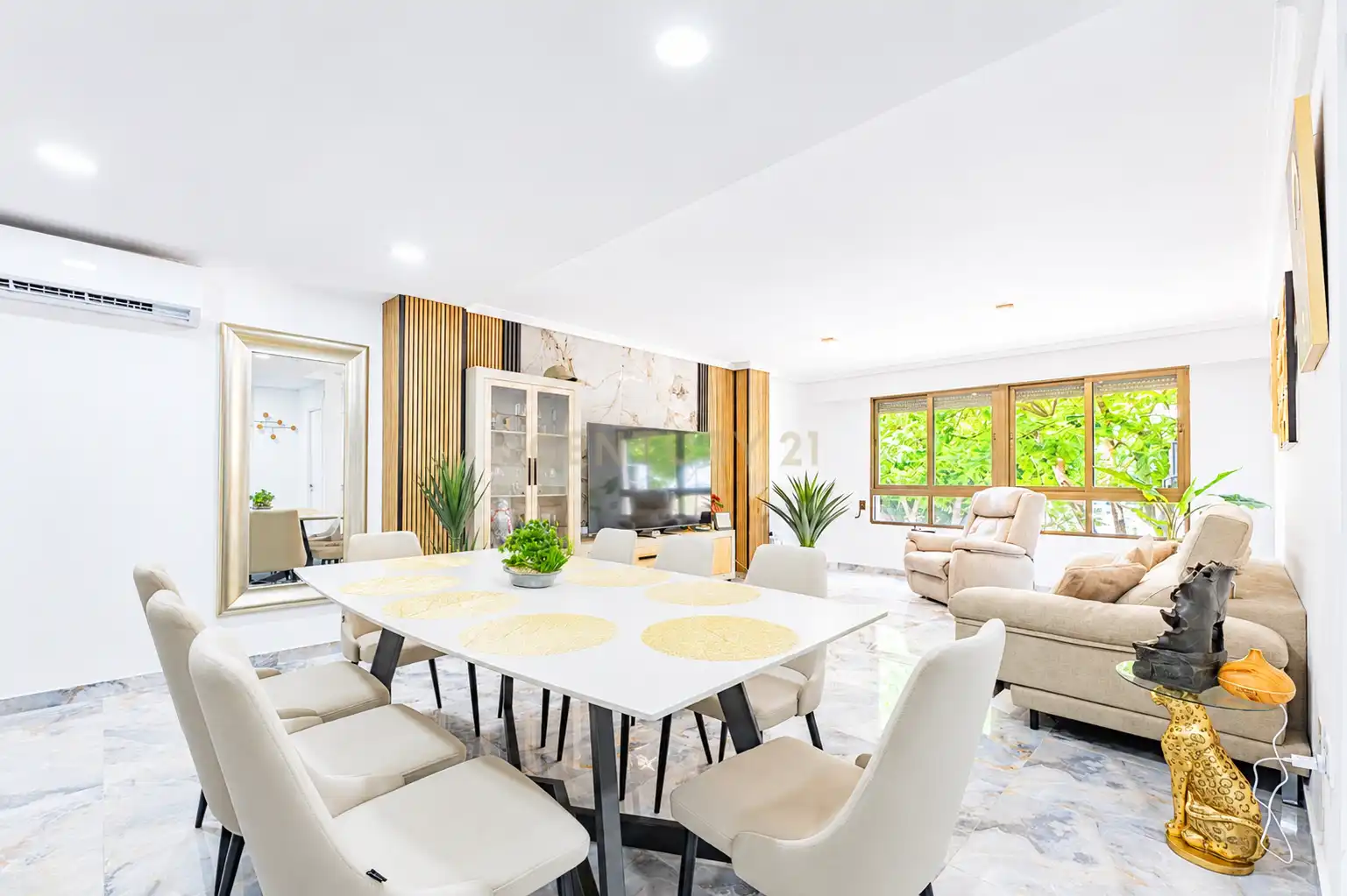 Dining room of Flat for sale in Alzira  with Air Conditioner