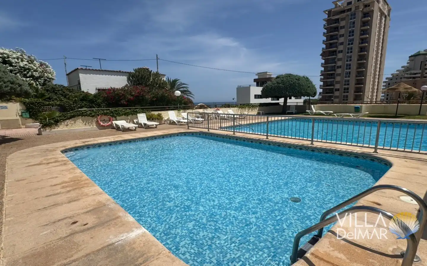 Piscina de Apartament en venda en Calpe / Calp amb Aire condicionat, Calefacció i Terrassa