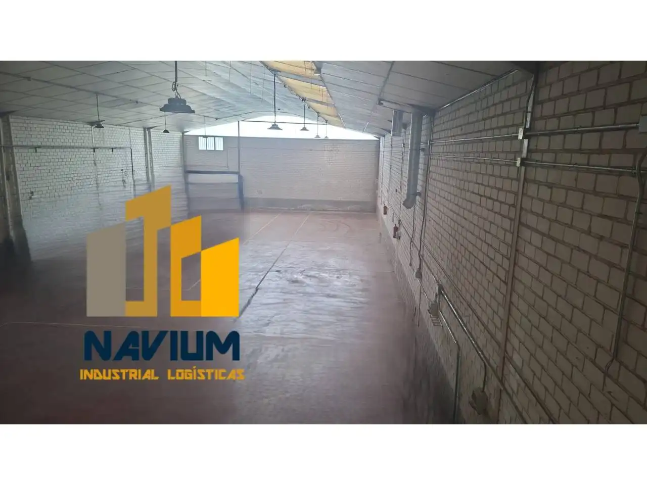 Industrial building to rent in Barrio de la Estación