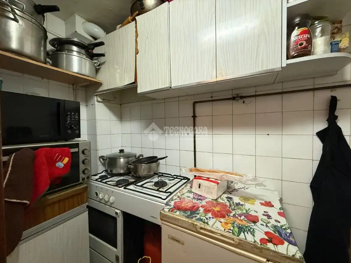 Kitchen of Flat for sale in Madrid