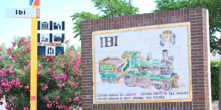 Vista exterior de Piso en venta en Ibi con Amueblado y Balcón