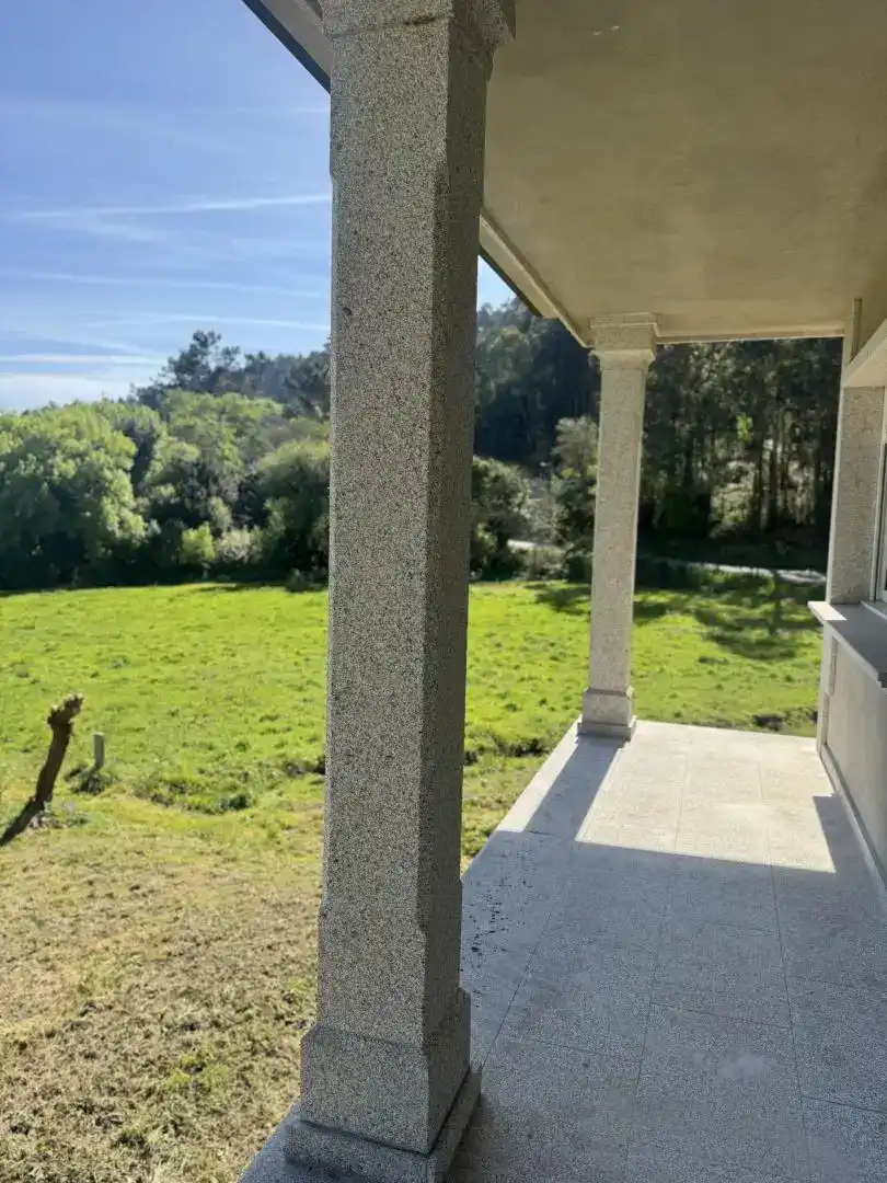 Vista exterior de Casa o chalet en venta en Rubiáns