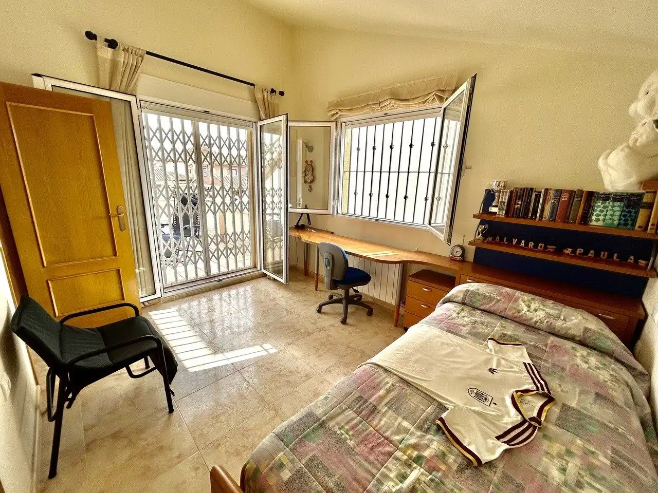 Habitación de Casa adosada en venta en Pilar de la Horadada con Jardín privado y Terraza