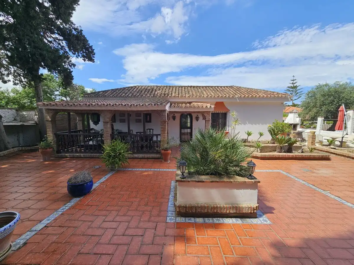 Villa mit Pool zum Verkauf in Alhaurin de la torre, imagen 3