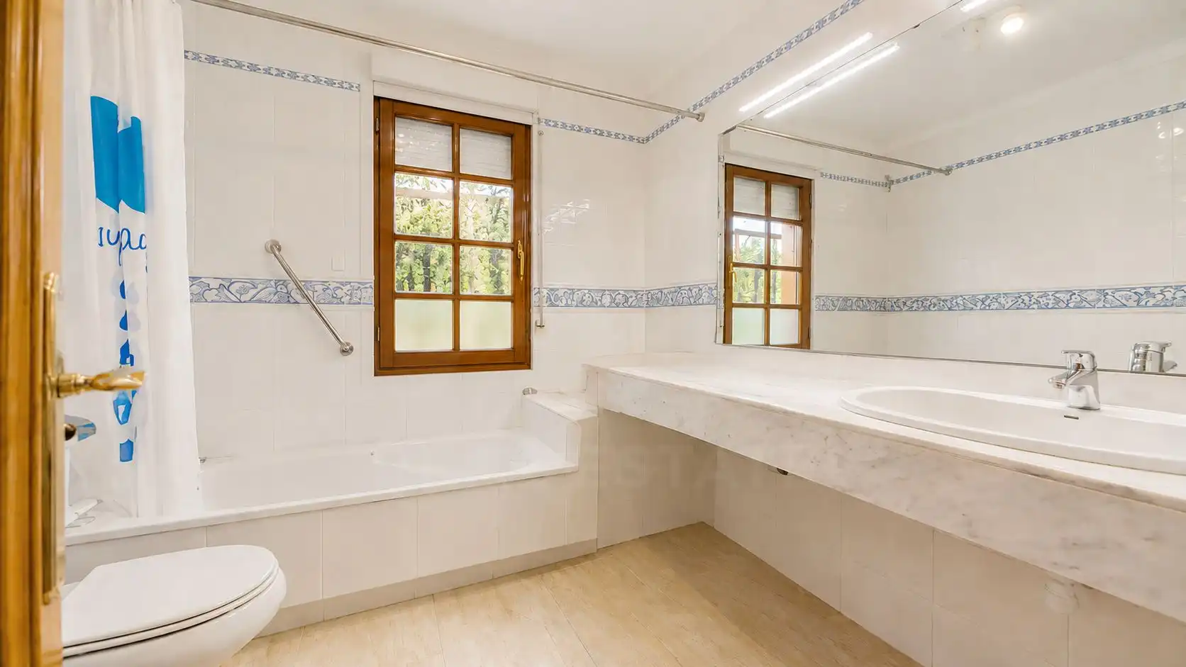 Baño de Casa o chalet en venta en El Vendrell con Aire acondicionado, Calefacción y Terraza