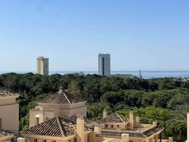 Außenansicht von Dachboden zum Verkauf in Marbella mit Klimaanlage, Heizung und Terrasse