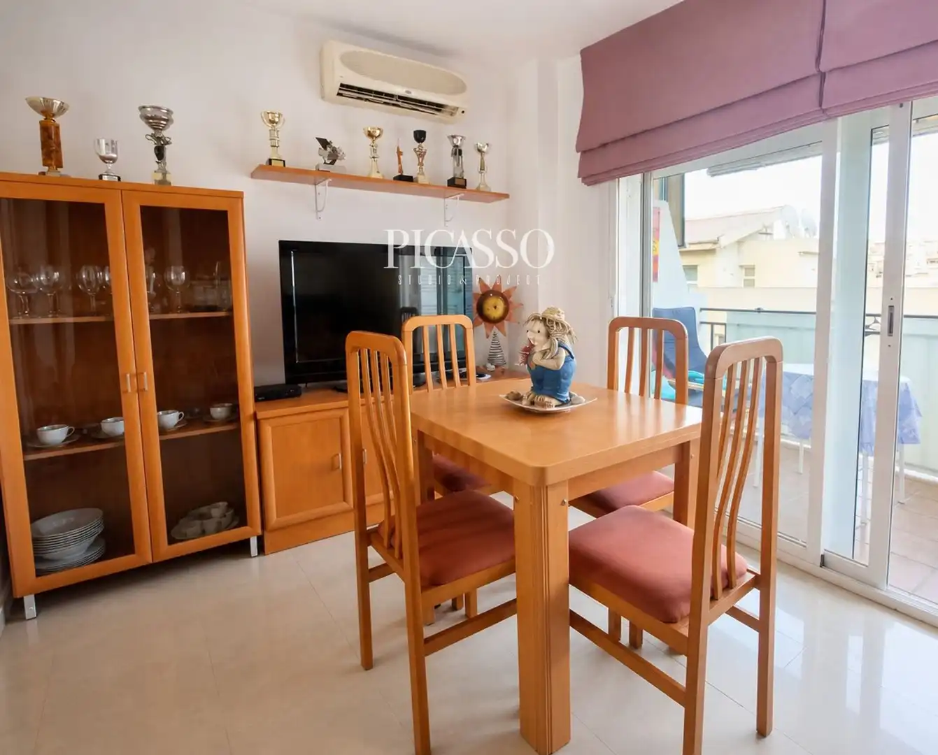 Esszimmer von Wohnungen zur Miete in Benalmádena mit Klimaanlage