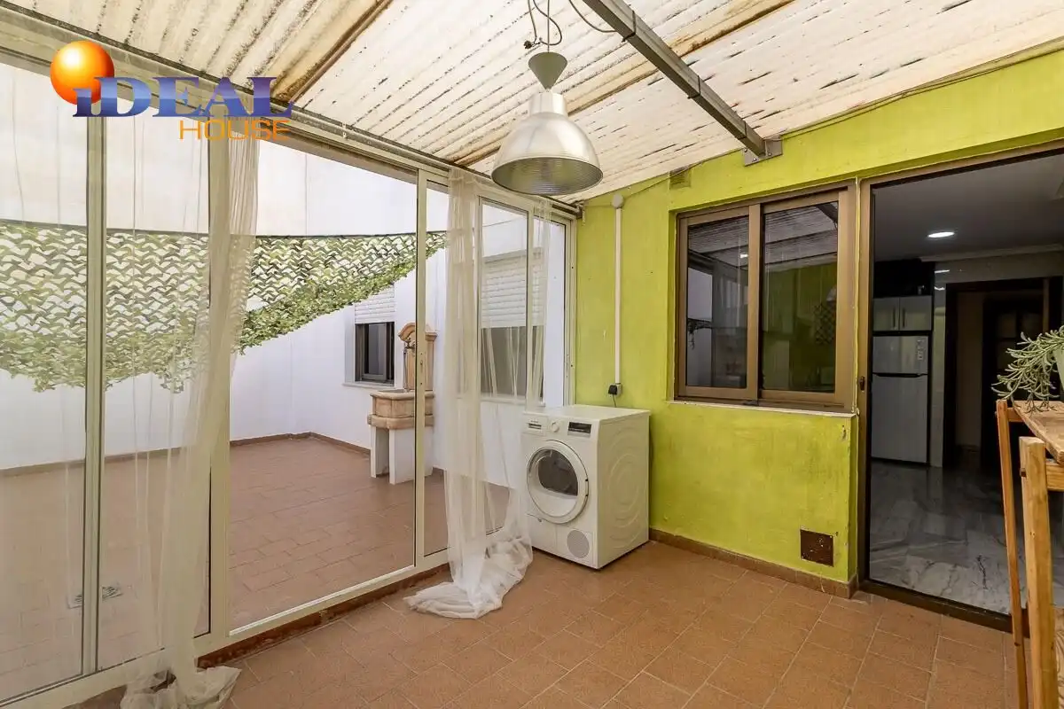 Jardí de Pis en venda en Motril amb Aire condicionat