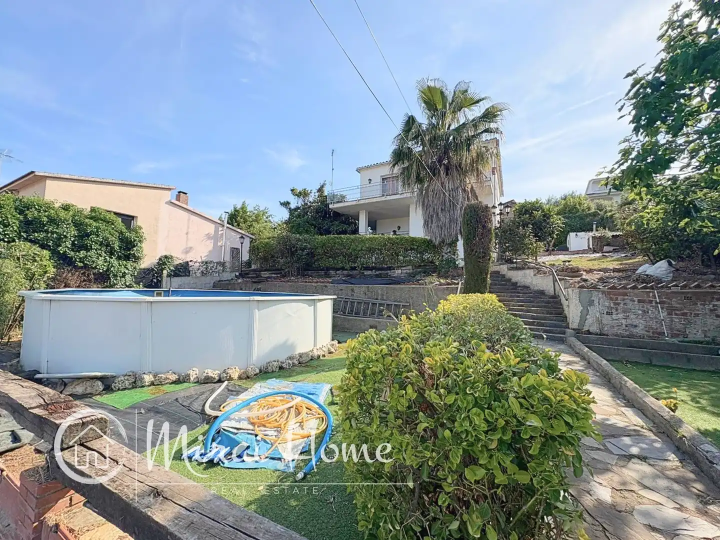 Vista exterior de Casa o xalet en venda en Santa Eulàlia de Ronçana amb Calefacció, Jardí privat i Parquet