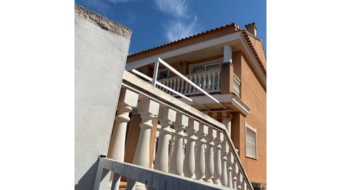 Foto 5 de Casa adosada en venta en Calle Mestral, Les Palmeres, Sueca