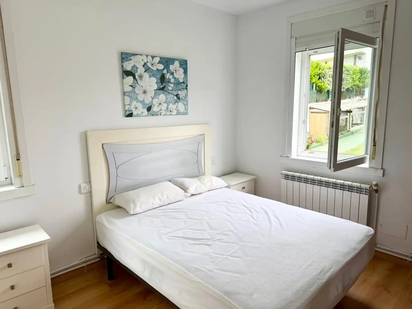 Habitación de Casa o chalet en venta en Arteixo con Calefacción y Jardín privado