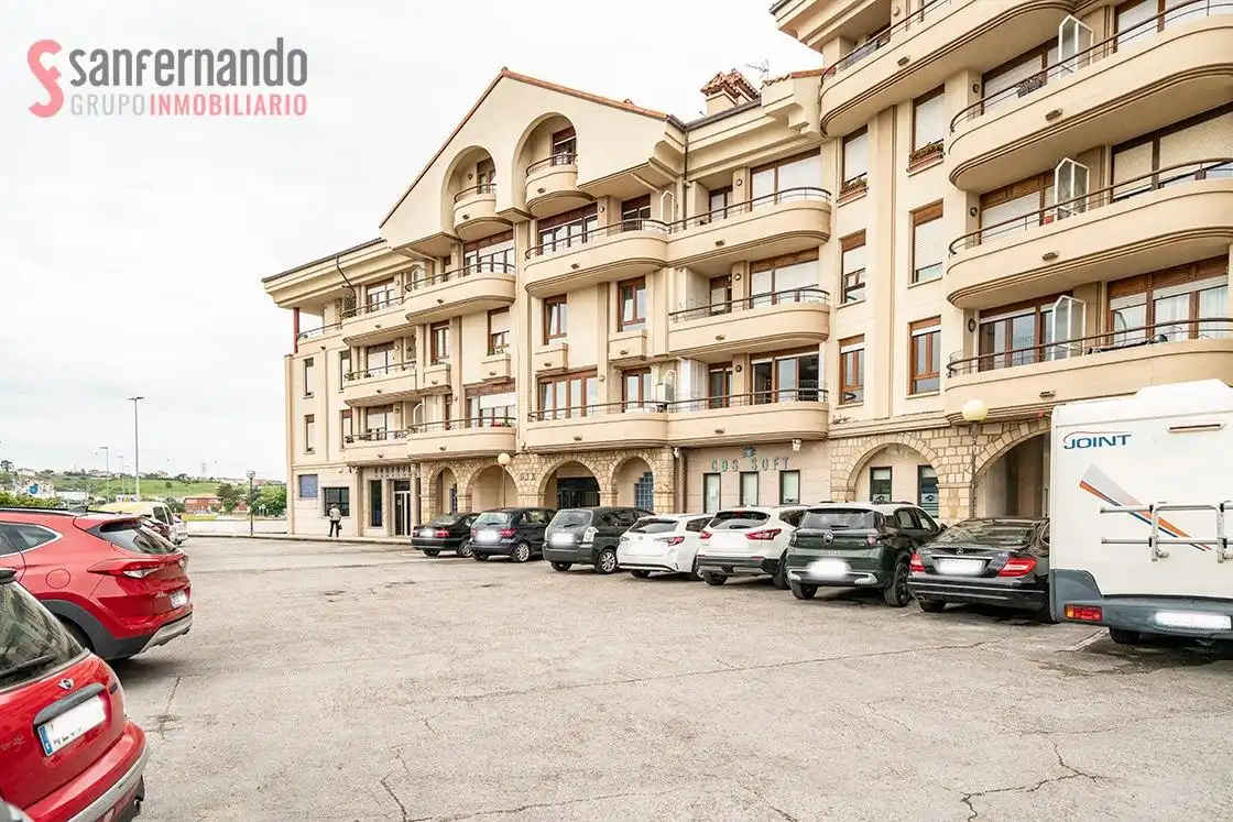 Außenansicht von Maisonette zum Verkauf in Santander mit Heizung und Balkon