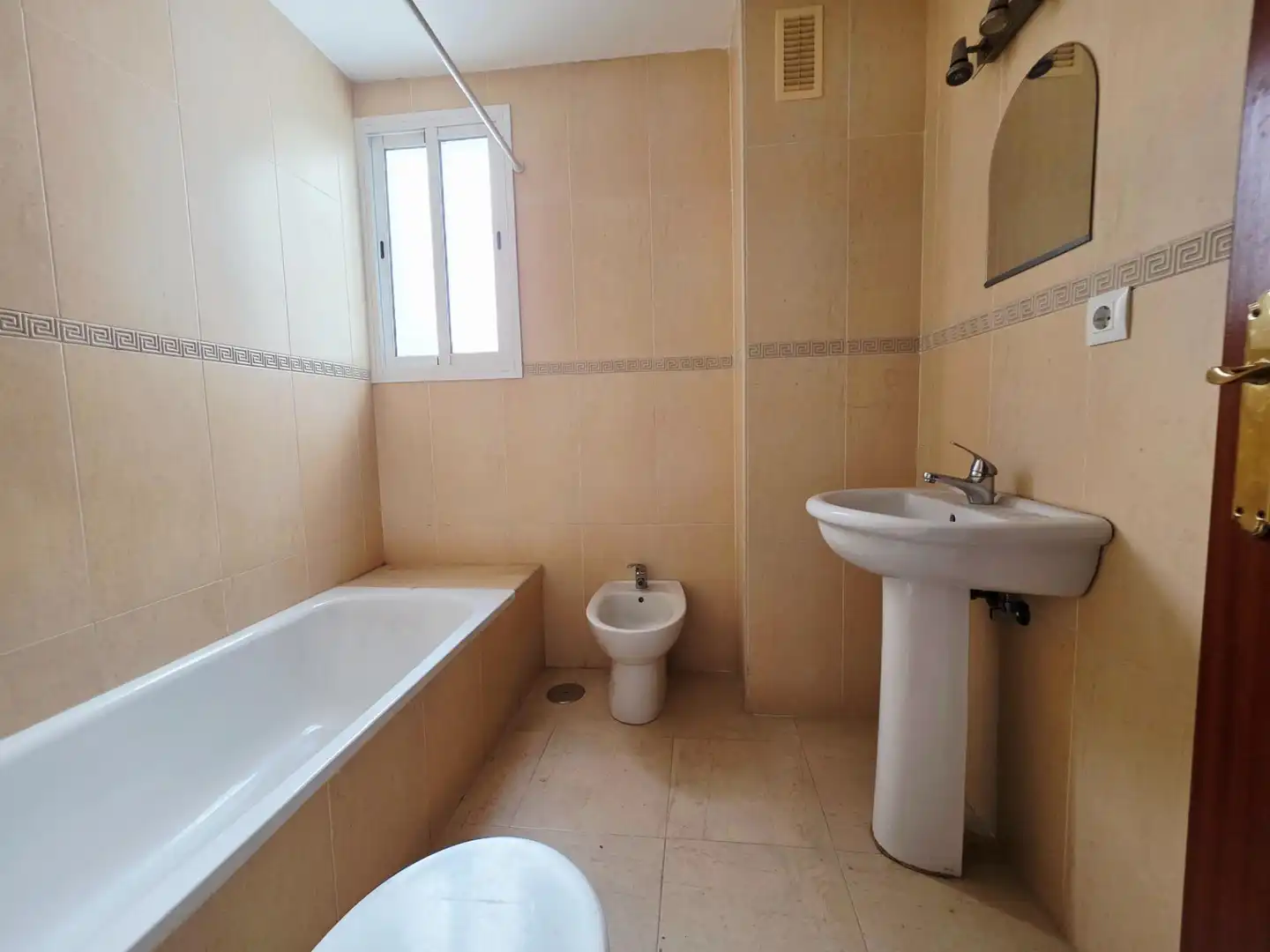 Bany de Pis en venda en Sevilla