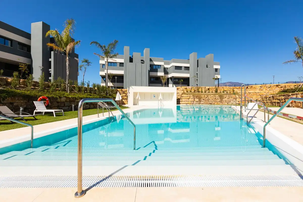 Ático con piscina en venta en Selwo, imagen 7