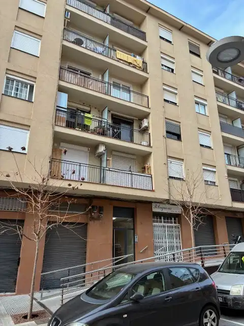 Vista exterior de Piso en venta en Sant Feliu de Llobregat con Aire acondicionado y Balcón