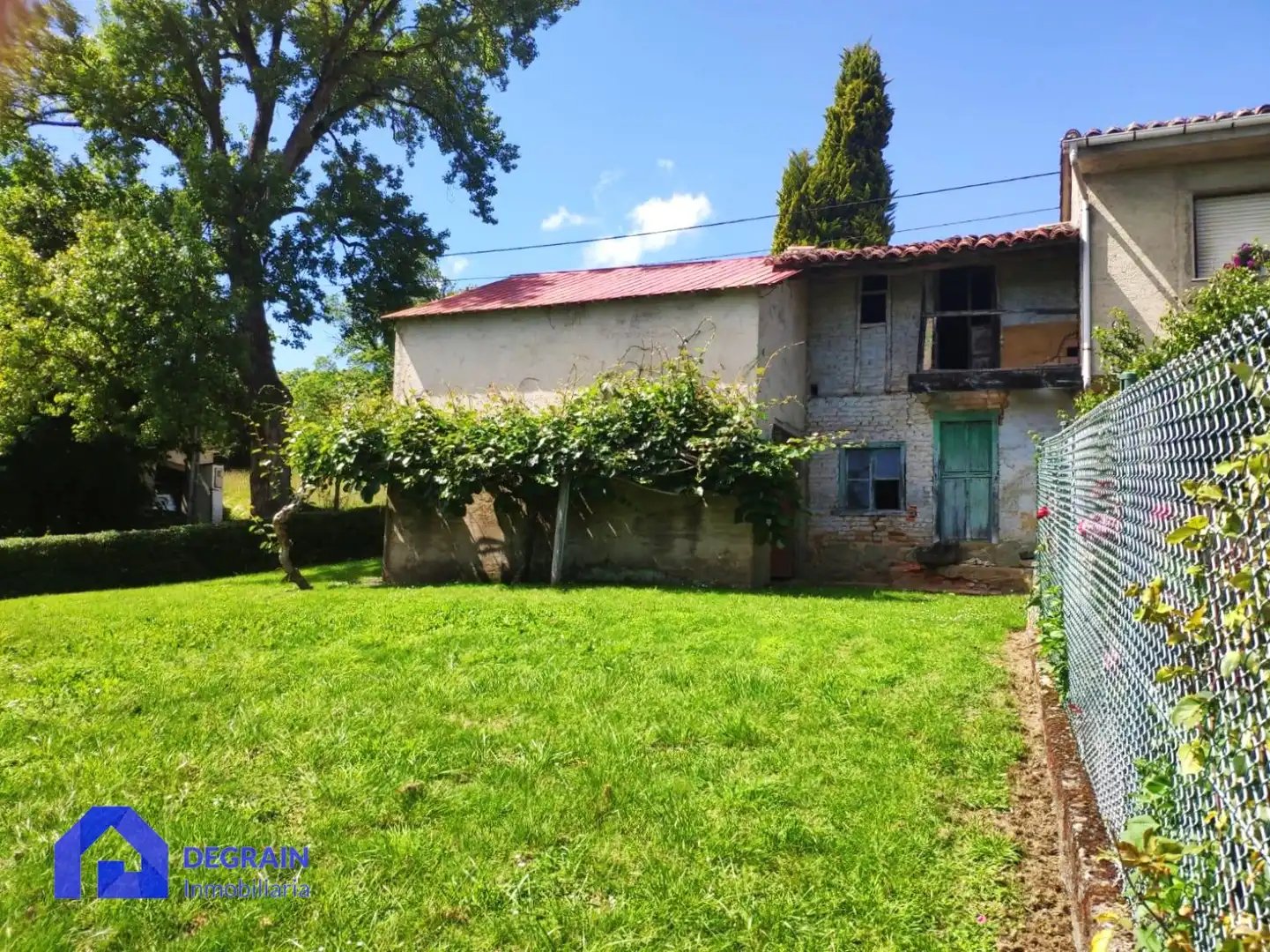 Exterior view of Houses for sale in Siero  with Private garden and Storage room