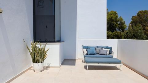 Foto 3 de Ático en venta en Calle Pico Alcazaba, 2pm, Benatalaya, Estepona