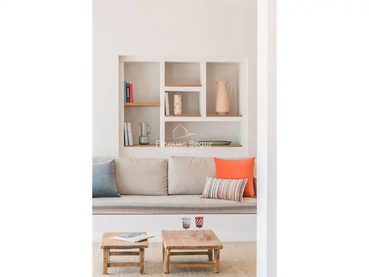 Living room of Apartments for sale in Begur  with Air Conditioner, Heating and Terrace