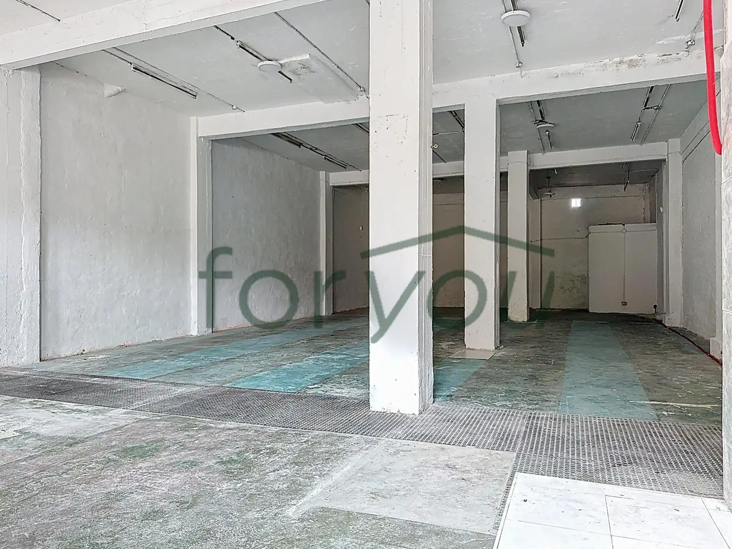 Business premises for sale in Calle ALLUITZ KALEA, imagen 11