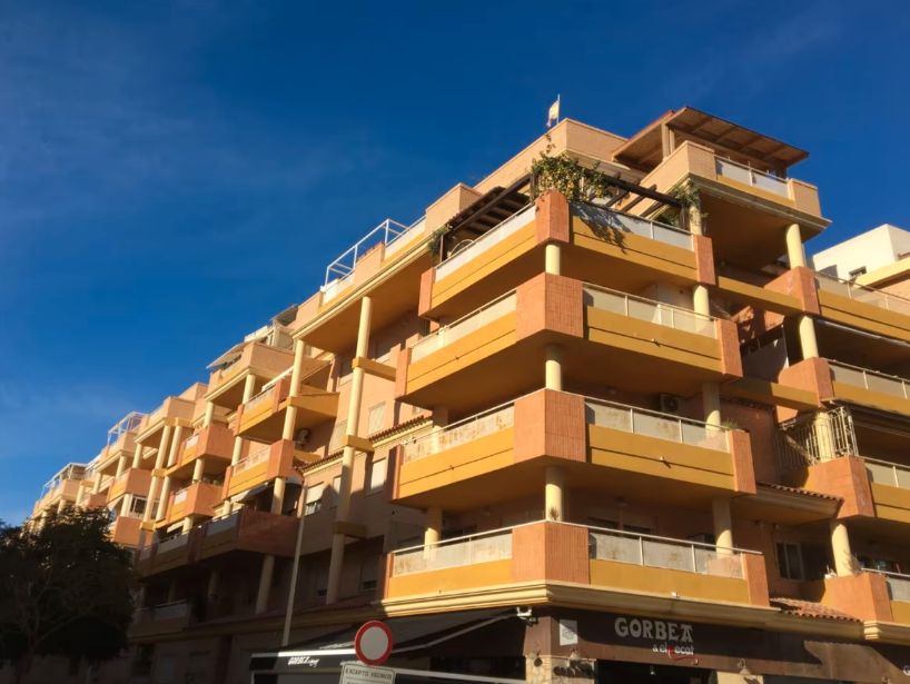 Exterior view of Flat to rent in Sagunto / Sagunt  with Air Conditioner, Furnished and Oven