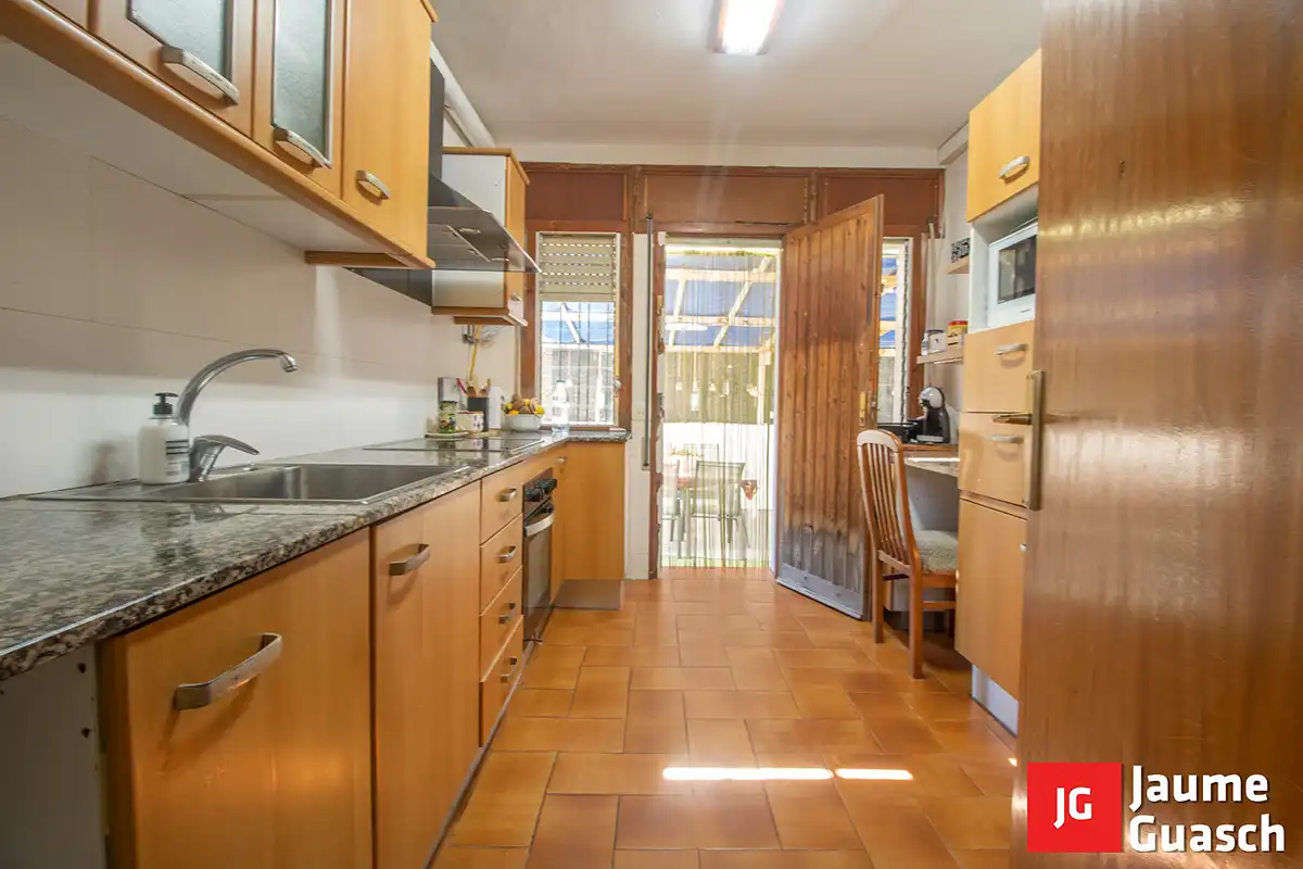 Cocina de Casa o chalet en venta en Torredembarra con Aire acondicionado, Calefacción y Jardín privado