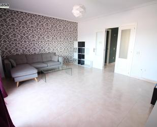 Sala d'estar de Pis de lloguer en  Toledo Capital amb Aire condicionat, Calefacció i Terrassa