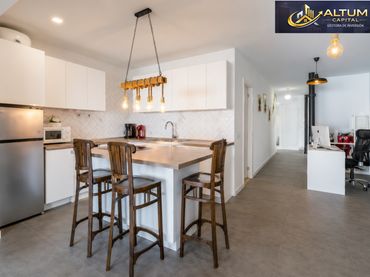 Villa con piscina in vendita a Calle Castilla