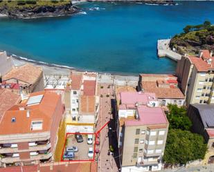 Vista exterior de Residencial en venda en Portbou