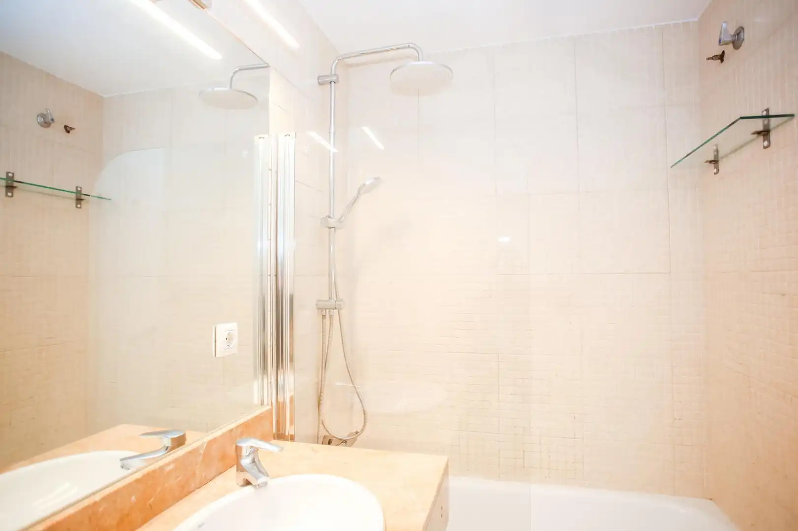 Flat for sale in Fenals
