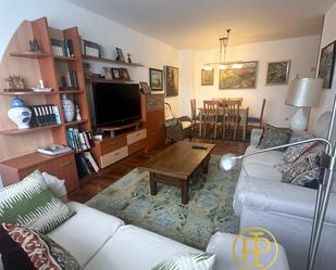Living room of Flat to rent in Santander  with Heating, Private garden and Parquet flooring