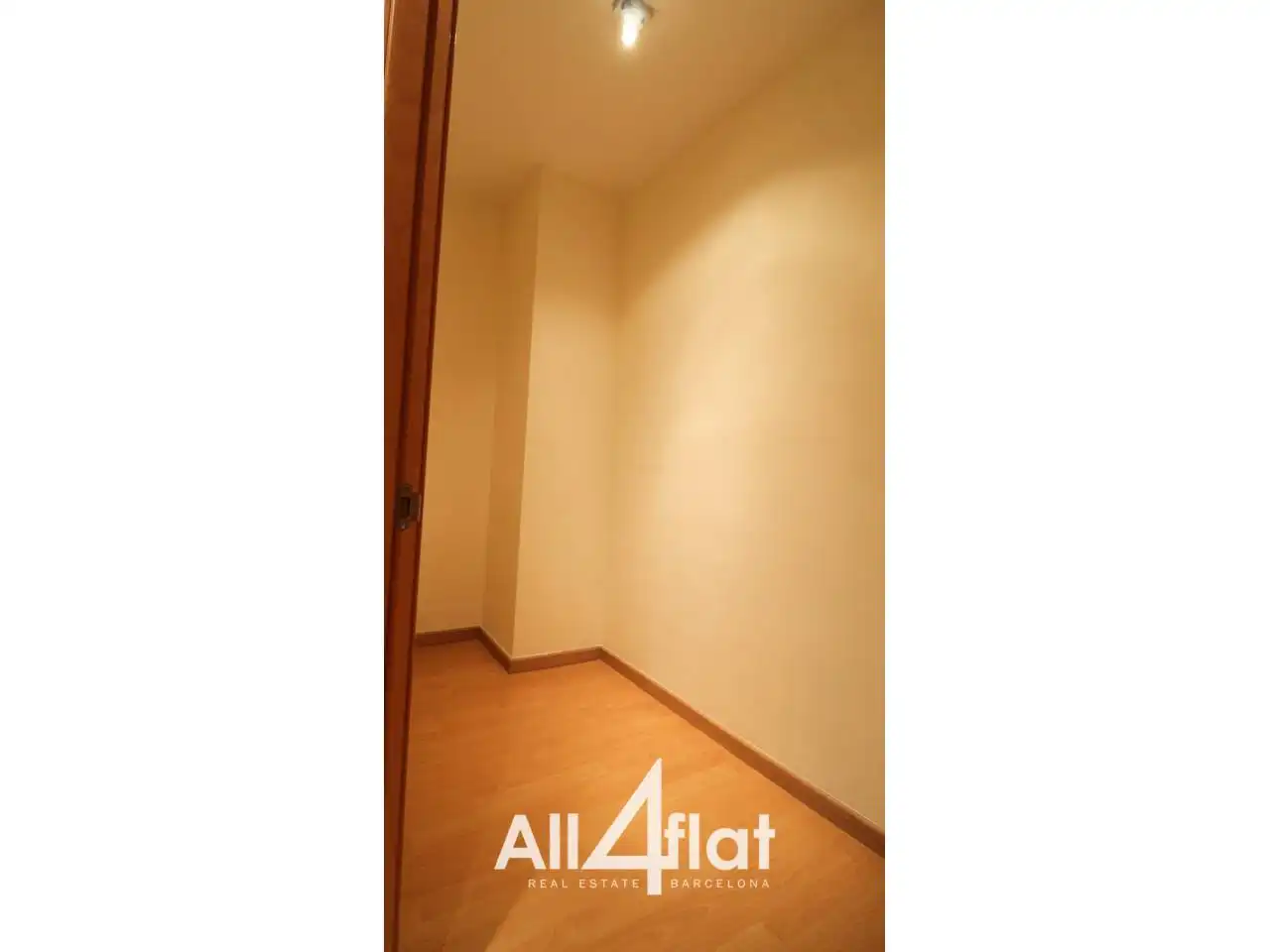 Habitación de Piso de alquiler en Barcelona con Parquet, Terraza y Amueblado
