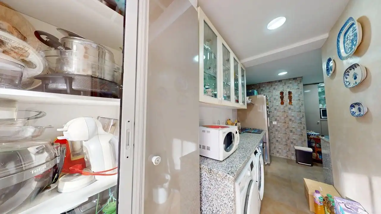 Kitchen of Flat for sale in Sevilla  with Air Conditioner, Heating and Terrace