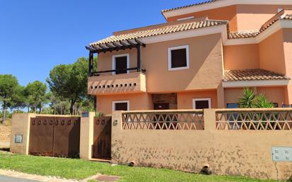 Jardí de Casa adosada en venda en Aljaraque amb Piscina