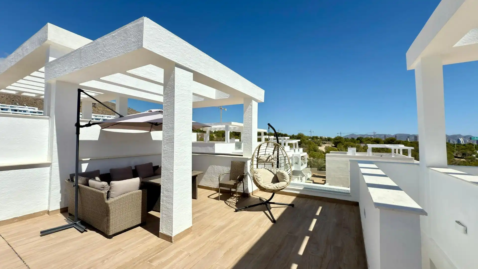 Terrasse von Dachboden zum Verkauf in Finestrat mit Klimaanlage, Terrasse und Gemeinschaftspool