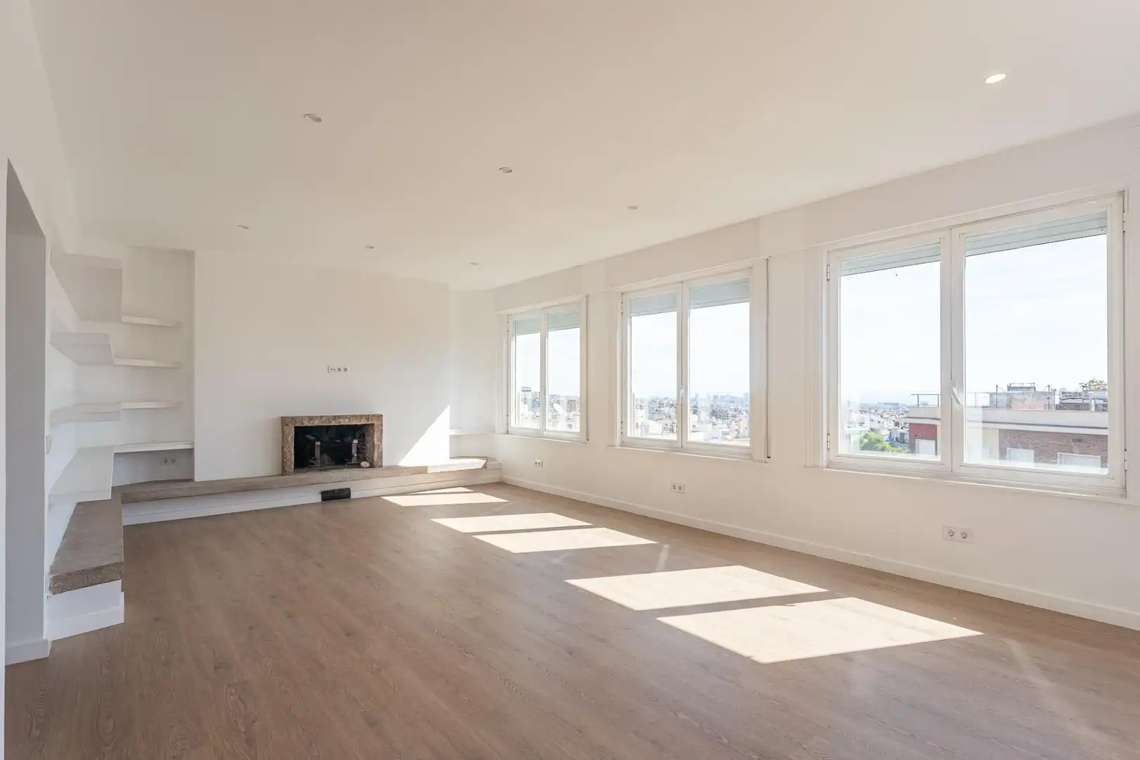 Sala d'estar de Àtic de lloguer en Barcelona amb Aire condicionat, Calefacció i Parquet