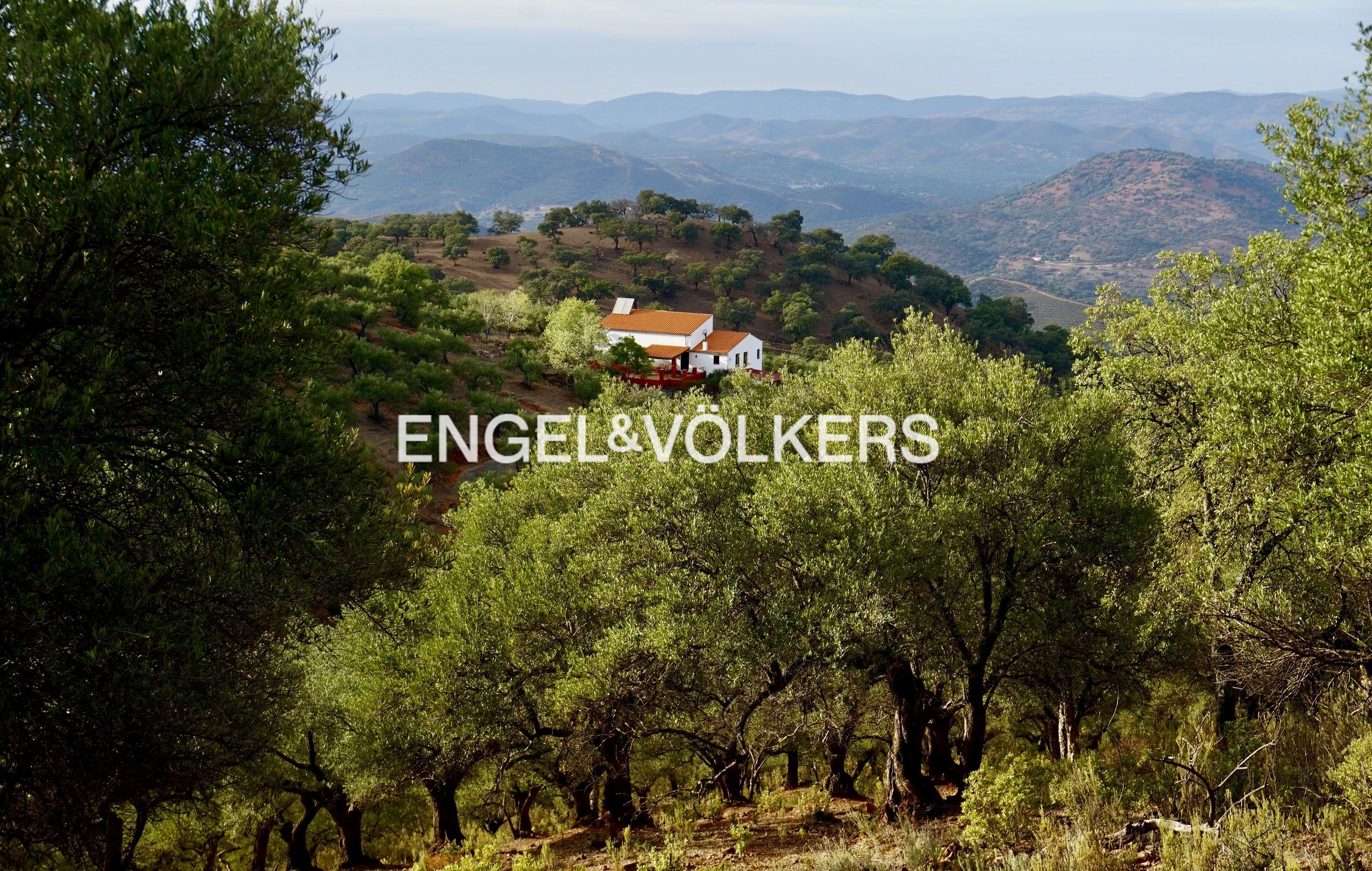 Country house for sale in Zufre  with Air Conditioner, Heating and Private garden